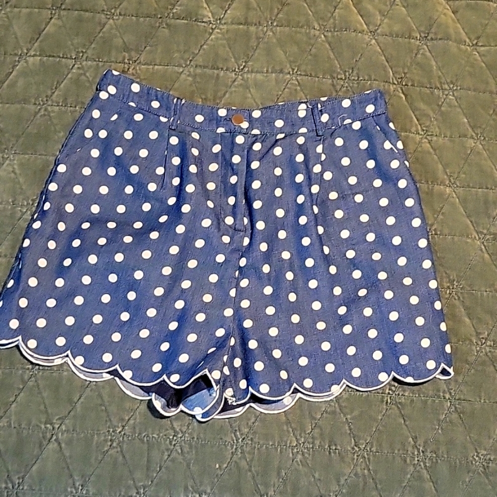 Sugarhill polka dot scalloped shorts